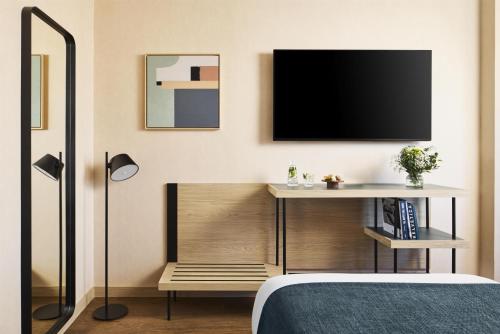 room detail thumbnail 1