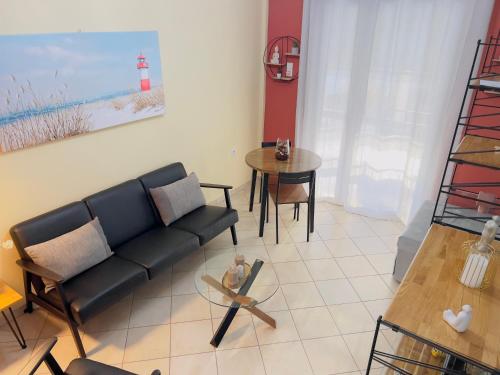 Tobacco Warehouse Apartment - City Center Gem - Kavala