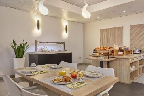 Appart'Hôtel Odalys Le Dôme Marseille in 4. Kerület