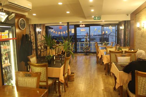 Restaurant, GROSS HOTEL in Laleli