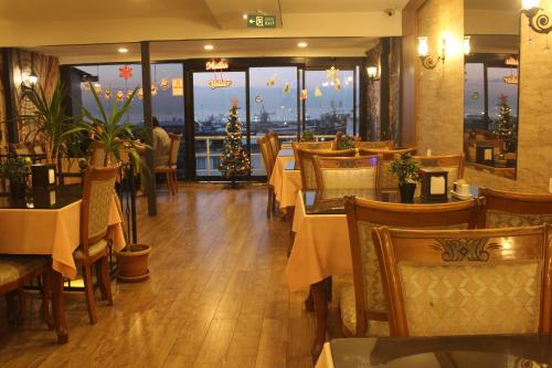 Restaurant, GROSS HOTEL in Laleli