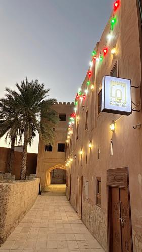 숙소 외관, Manazil Inn نزل المنازل in 니즈와