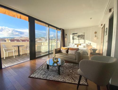 Hôtel Cannes Centre Univers - image 11