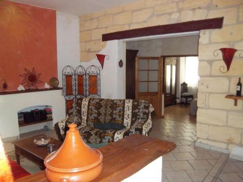 Belle maison de 1800 au centre de Bourg in 博爾