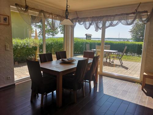 Ferienhaus am Plauer See in Alt Schwerin, Deutschland