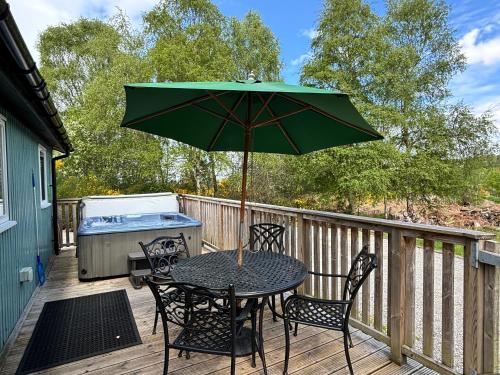 Навколишнє середовище, Heather Lodge 17 with Hot Tub in Болі