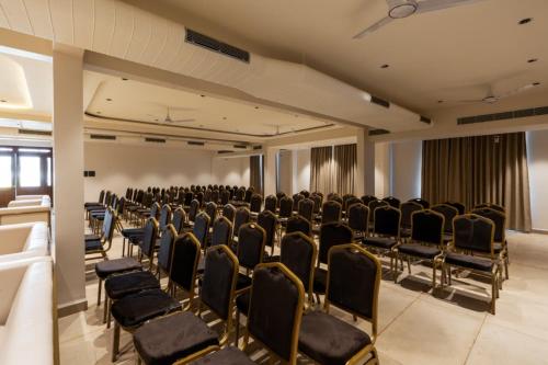 Meeting room / ballrooms, AVM Elite Suites Malur in Malur