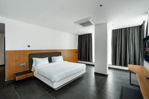 AVM Elite Suites Malur in Malur