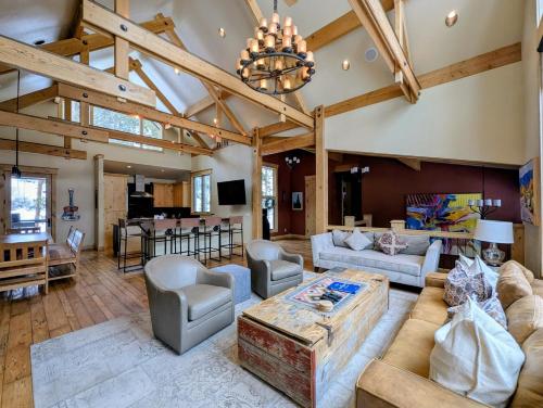 Keystone Prospectors Home 669 by SummitCove Lodging in Keystone, USA