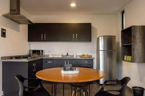 virtuve, Coyotes Housing Services - Torres Departamentales in Peñuelas