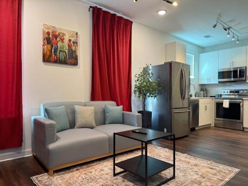 Luxury 1B1B Balcony Downtown 542Blvd307 in Atlanta, USA