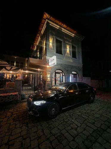 Фасада на хотела, Vila Loris in Москополе