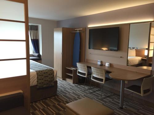 Guestroom, Microtel Inn & Suites by Wyndham Ocean City in Ocean City (MD)