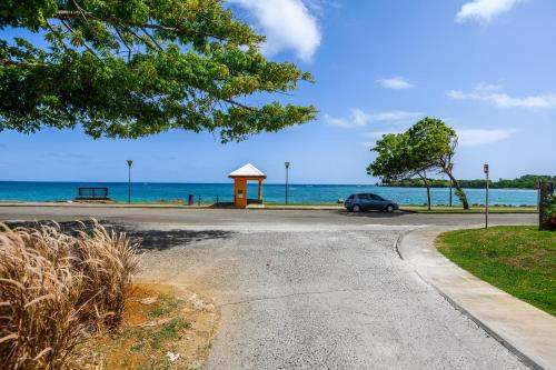 Suite face à la plage et proche des commerces (Suite face a la plage et proche des commerces) in ลา ทรินิตี้