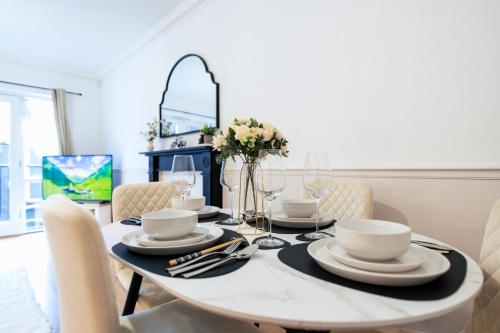 The Hide• 2BR • London Bridge • Corporate Ready - image 11