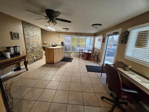 Home Away Inn in Laramie (WY)