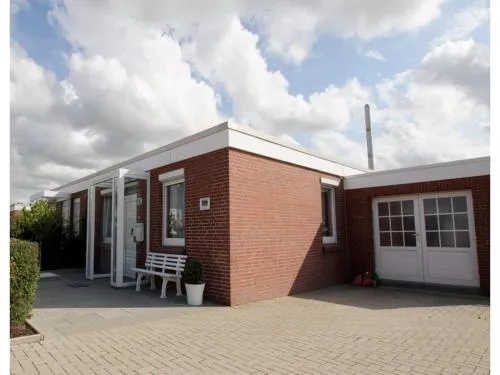 Strandnaher Bungalow renoviert, Dornumersiel in Dornumersiel, Deutschland