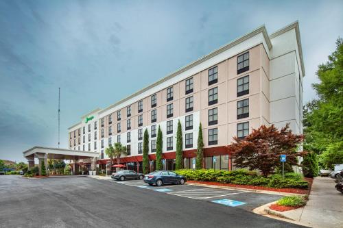Holiday Inn Hotel Atlanta-Northlake an IHG Hotel - image 3