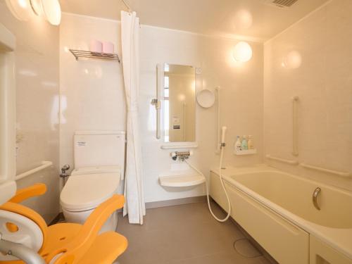 room detail thumbnail 2