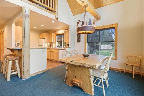 Red Wing Nest - image 13