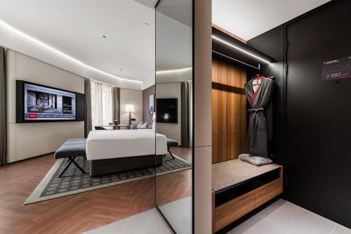 Intercity Hotel Shanghai Nanjing Road Pedestrian Street The Bund - image 5