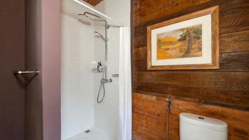 Rumah Melati Estate by Villa Finder - image 5