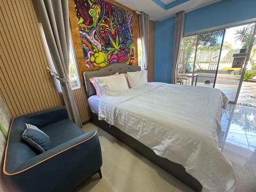 room detail thumbnail 0