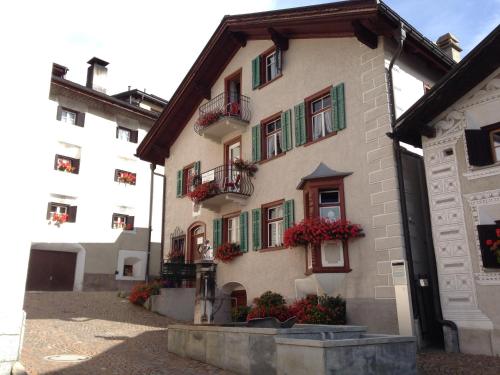  B&B Hotel & Appartements Chasa Valär, Scuol bei Tschierv