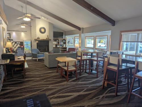 AmericInn by Wyndham St. Peter in Saint Peter, USA