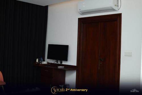 Hotel Senondra Ampara in Ampara