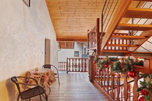 Le Bourg 61 - Aosta Centro - Apartment - Aosta