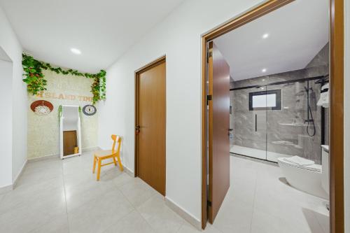 Aruba Escape Spacious 5BR Villa for 12 by Bocobay - image 5