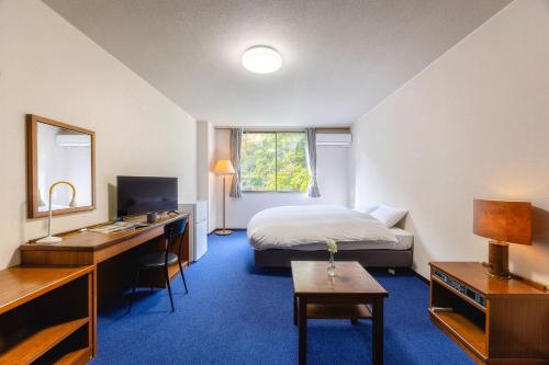 room detail thumbnail 1