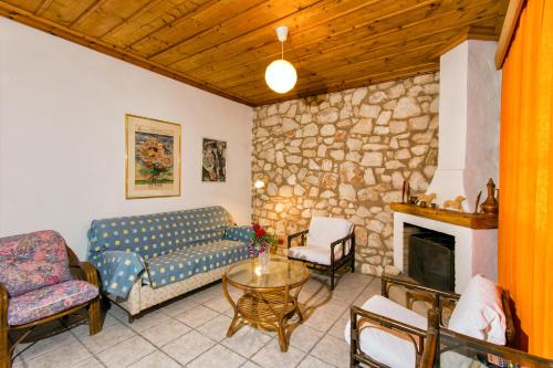Liuba Houses - image 10