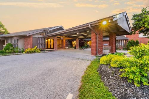 Rodeway Inn Festival - Accommodation - Stratford