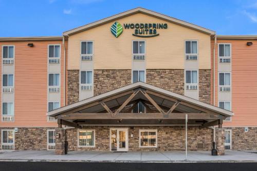 WoodSpring Suites Novi Farmington – khách sạn tại Farmington Hills