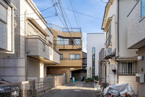 Marble TOKYO Base Tabata 102