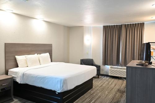 Rodeway Inn Fremont - image 11
