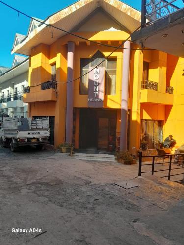 Hotel Mount Heaven – khách sạn tại Murree