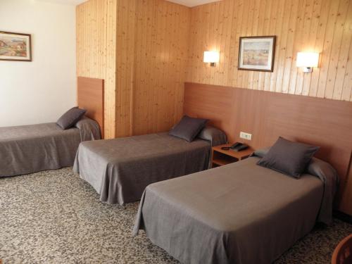 Hotel Jardín - image 11