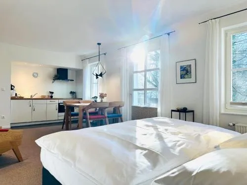 Parkblick Duo- 6 Personen- Balkon- Waschmaschine- Parkplatz in Wolfsburg, Deutschland