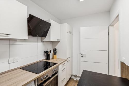 廚房, Skyview Apartment mit Balkon & Parkplatz in 迪欽根