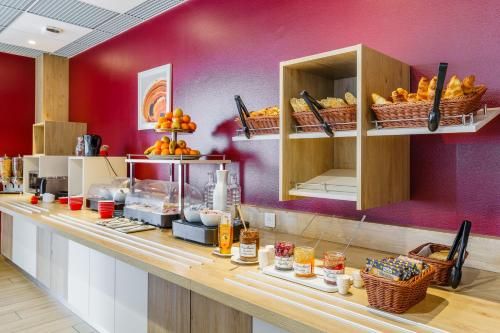 Ace Hotel Chateauroux - image 11