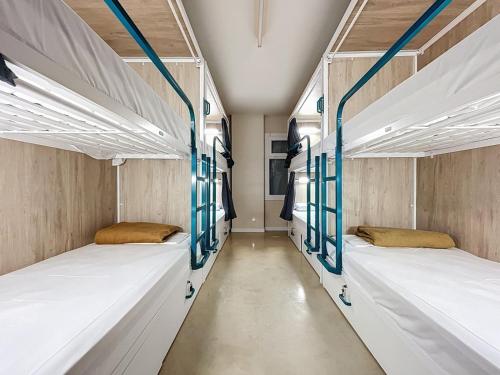 Lemon Hostel Altea habitaciones privadas y compartidas 5