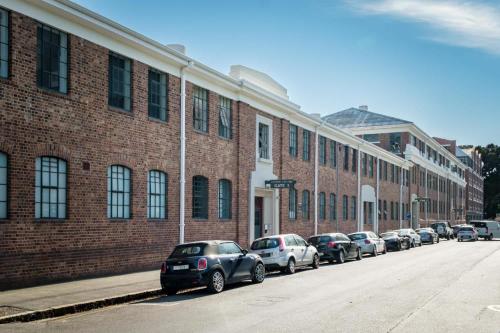 Luxury Loft 3 Ensuites Prime Cape Town Location - image 5