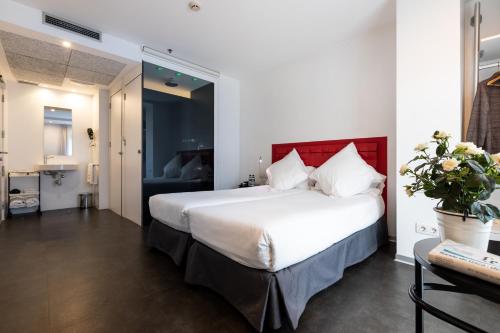 Mayerling Hotel - image 11