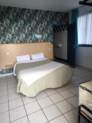 Hôtel Le Laury's - image 8