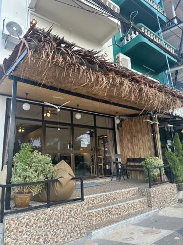 Sunnies 24 in 蘭塔島