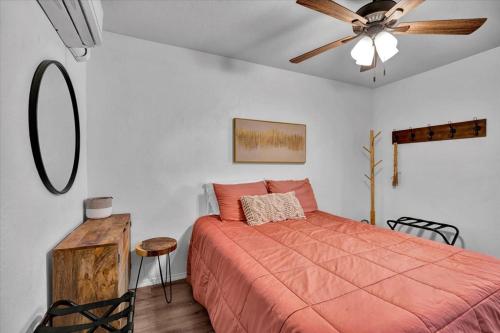 Opulent Stillwater Haven with Reliable WiFi & Free Parking in Stillwater, USA