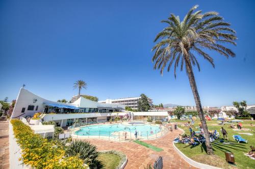 สระว่ายน้ำ, Estepona - Playa - Estudio con terraza Pa8 in ปลายา เดล ซอล บียากานา